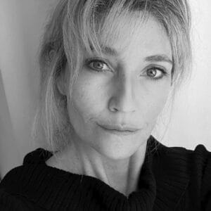 photo of annie veale the digital marketing freelancer conducting the consultations and workshops